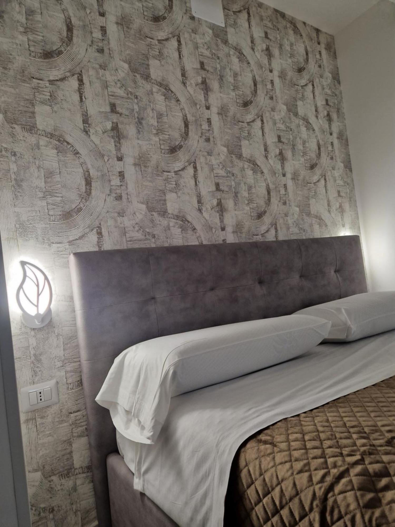 Eden Hotel Lamezia Terme Exterior photo