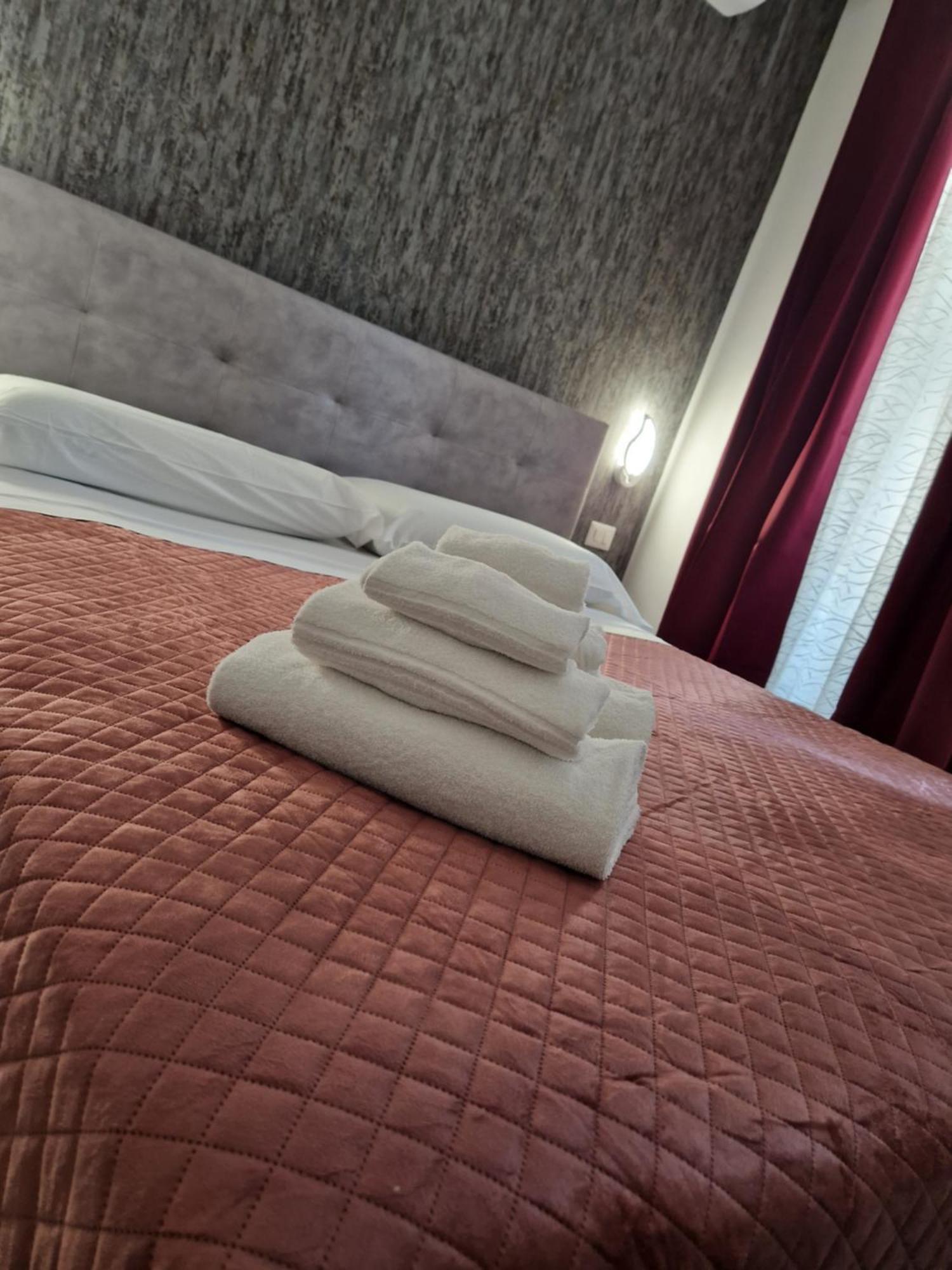 Eden Hotel Lamezia Terme Exterior photo